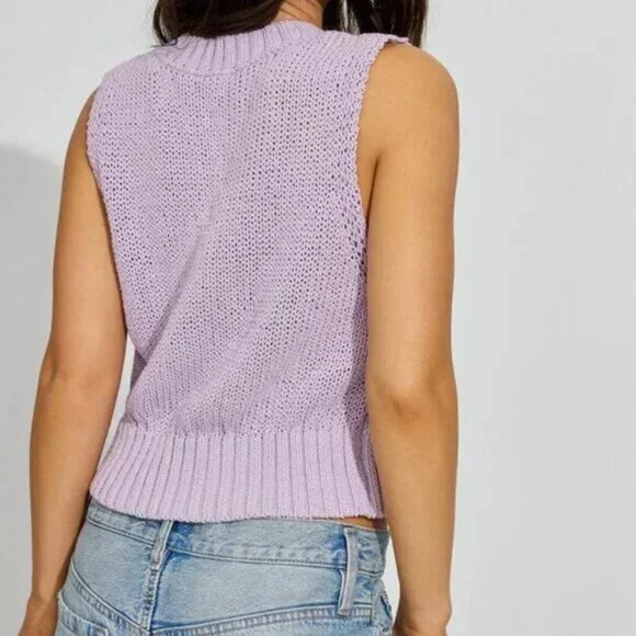 Orchid Petal Purple V-Neck Vest - Picture 3 of 4